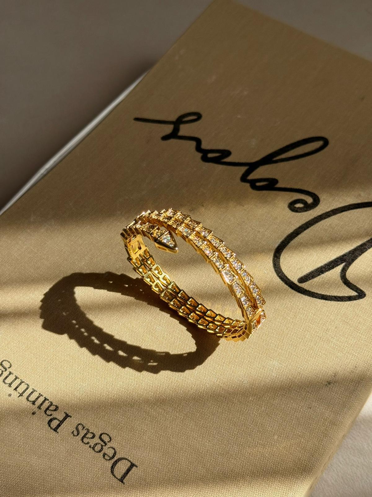 BG Model Zirkon Taşlı  Gold Bileklik 706