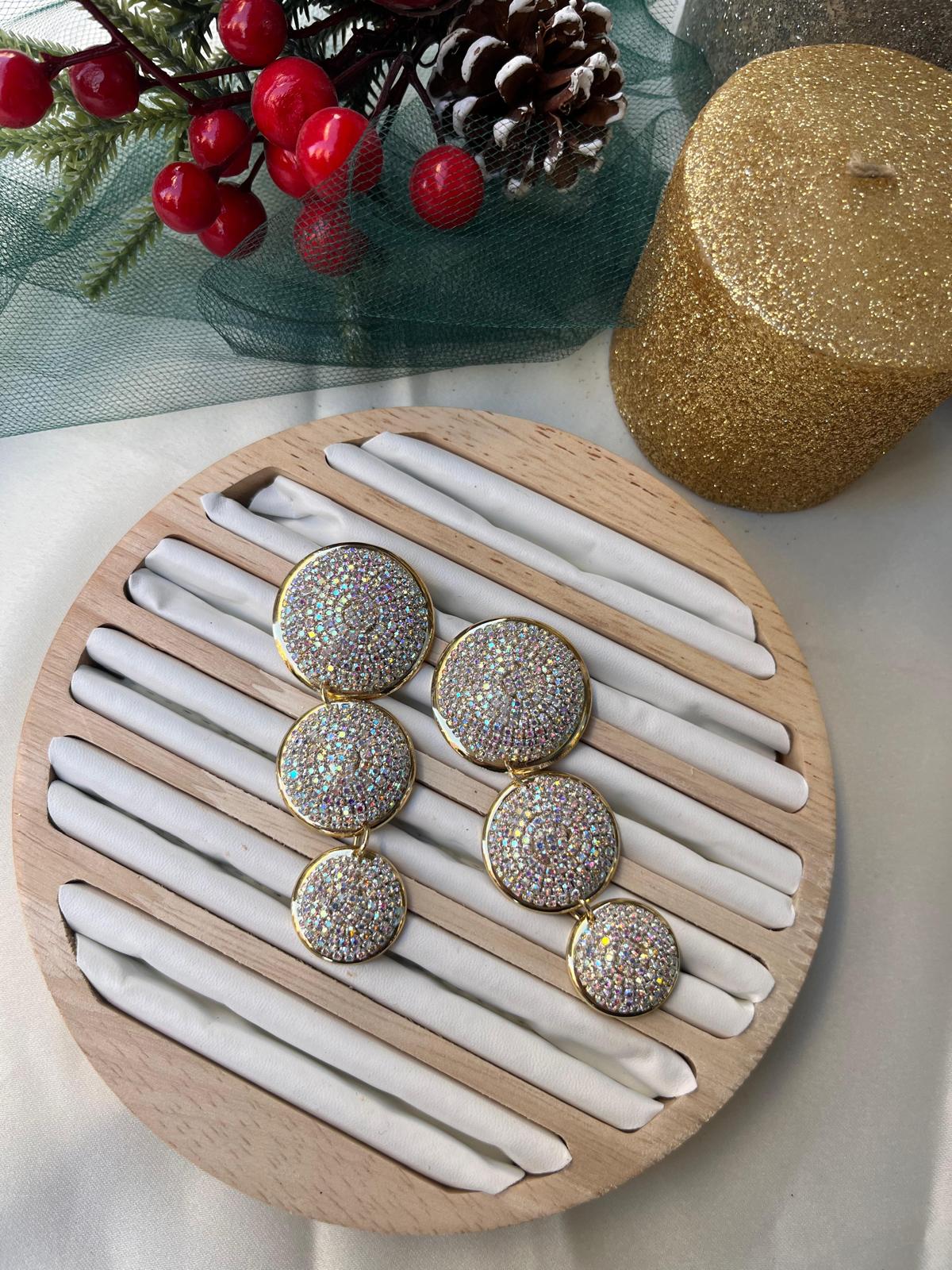 Taşlı  VİP küpe 051