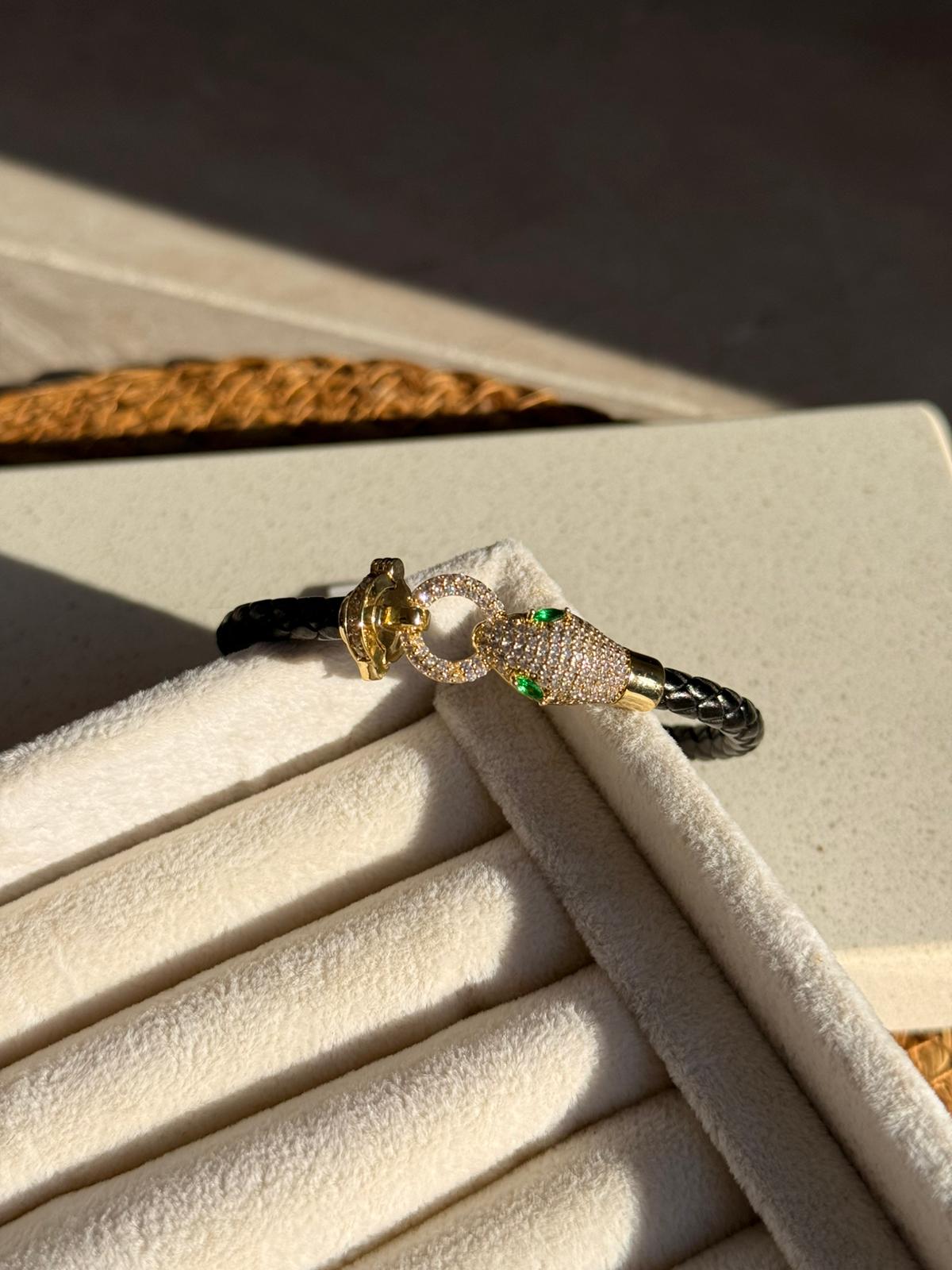 Özel Seri Zirkon Taşlı Siyah Yılan Deri Bileklik 1112