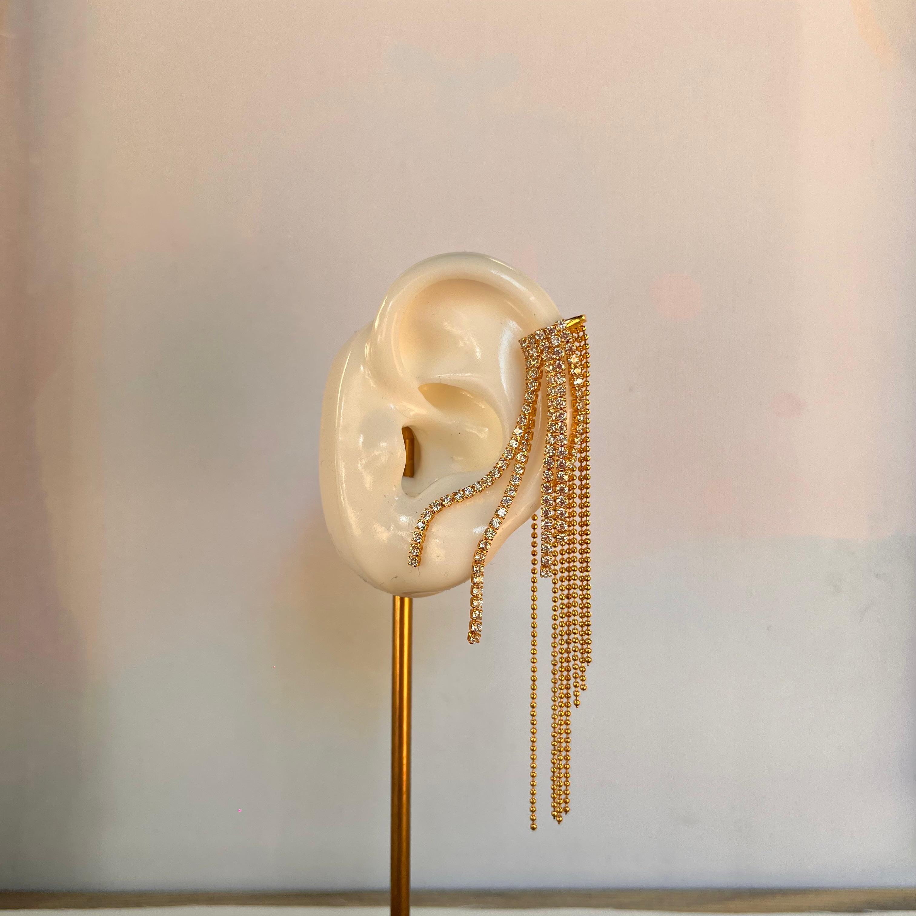 Özel Tasarım Gold Su Yolu Sallantılı Kıkırdak Küpe 1183