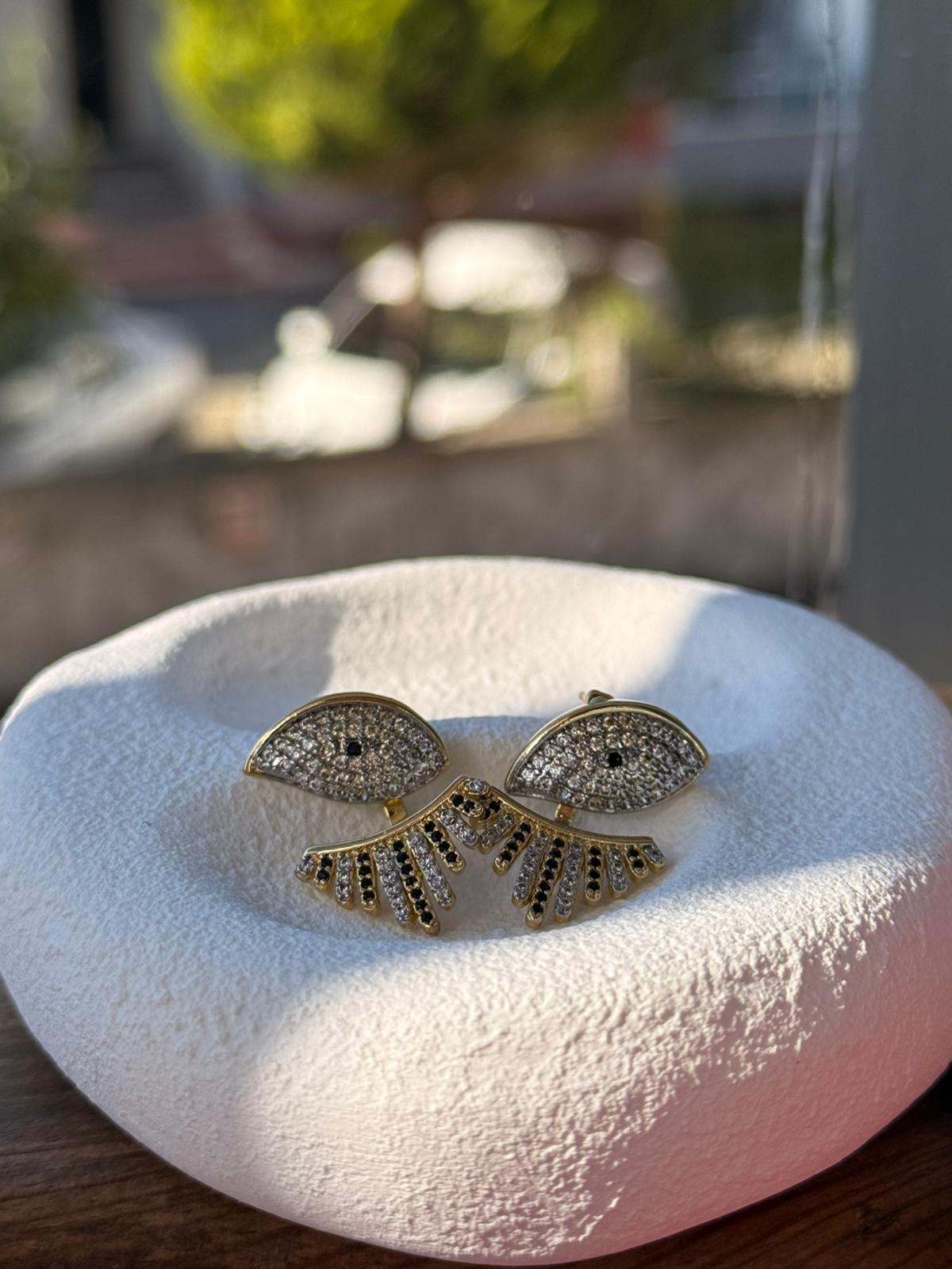 Zirkon Taşlı Göz Çelik Küpe 1218