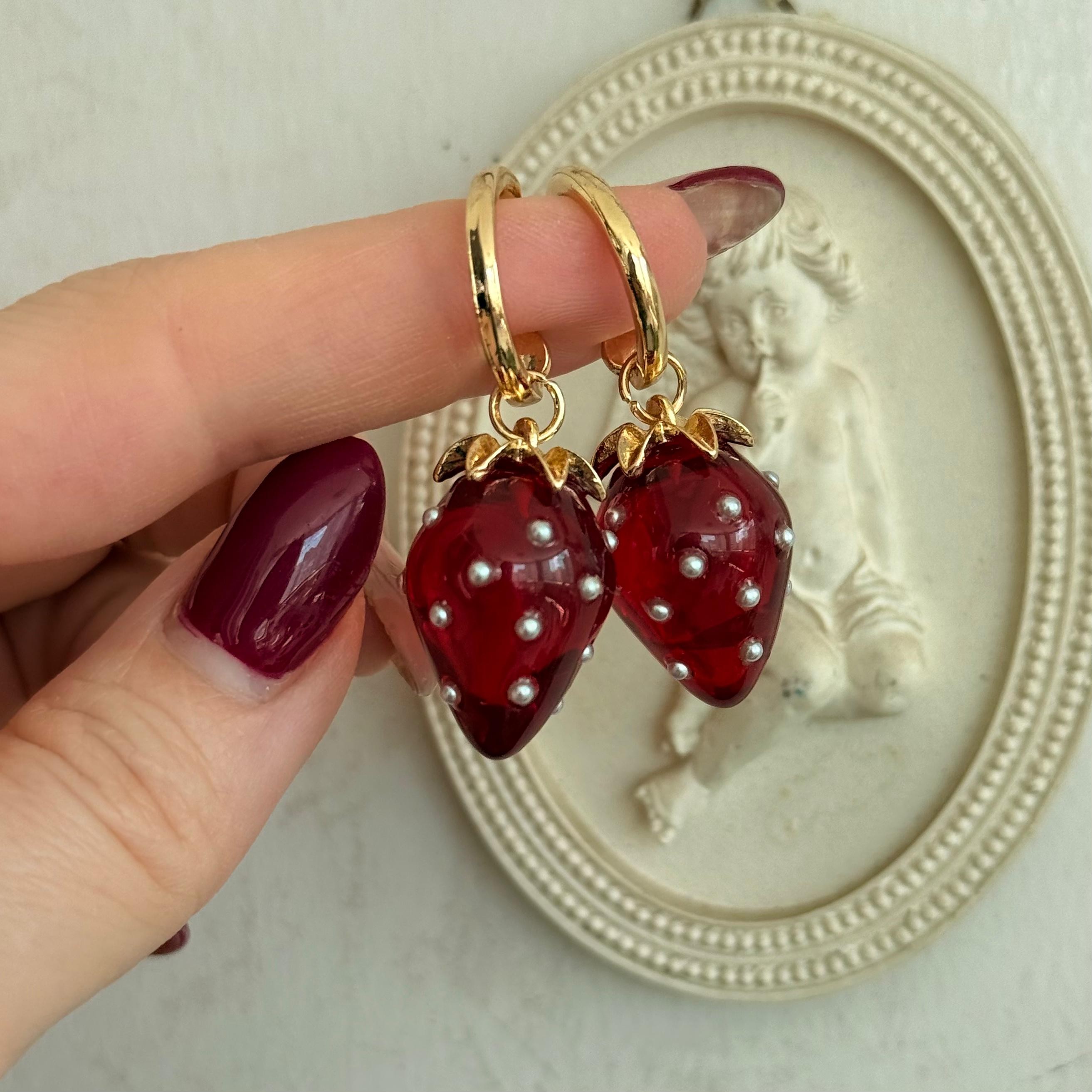 GOLD ÇİLEK VİP KÜPE KIKIRDAK  KÜPE 561