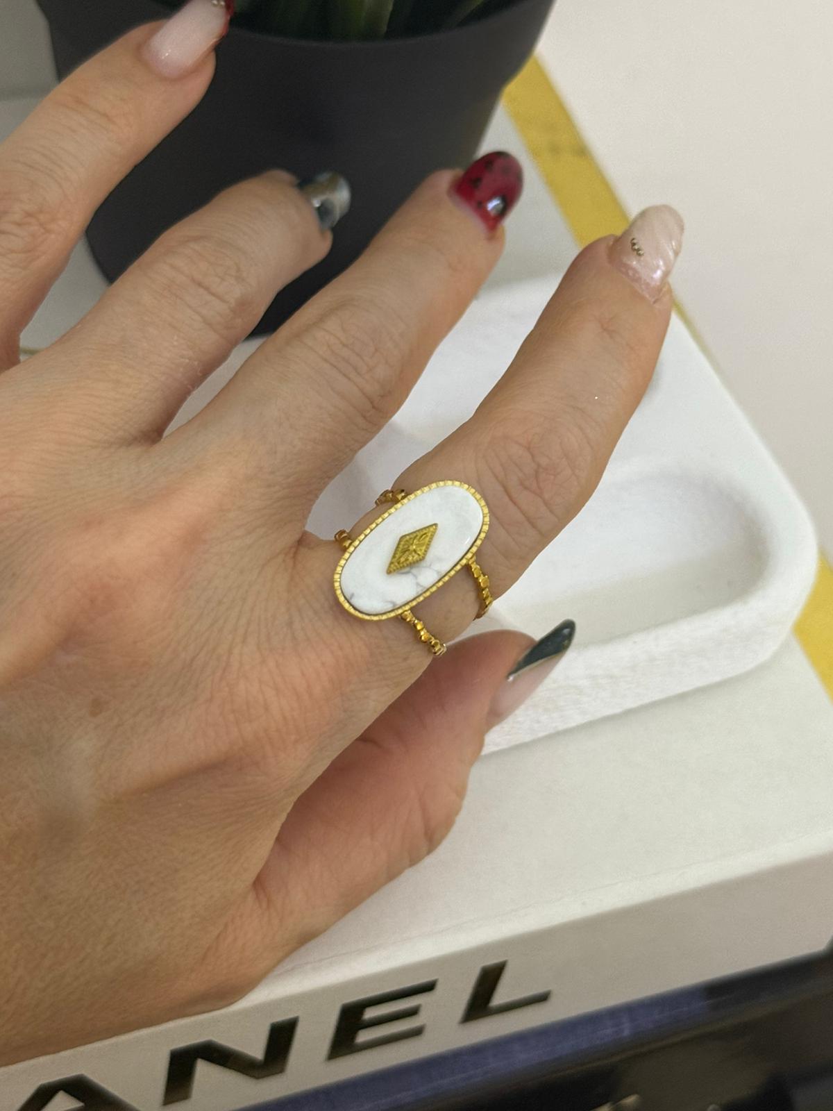 Sedef Taşlı Ayarlanabilir Beyaz Çelik Yüzük 1124