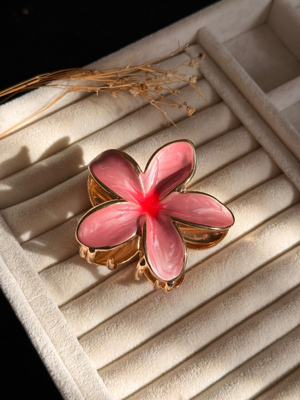 Pembe Metal Lotus Toka 810