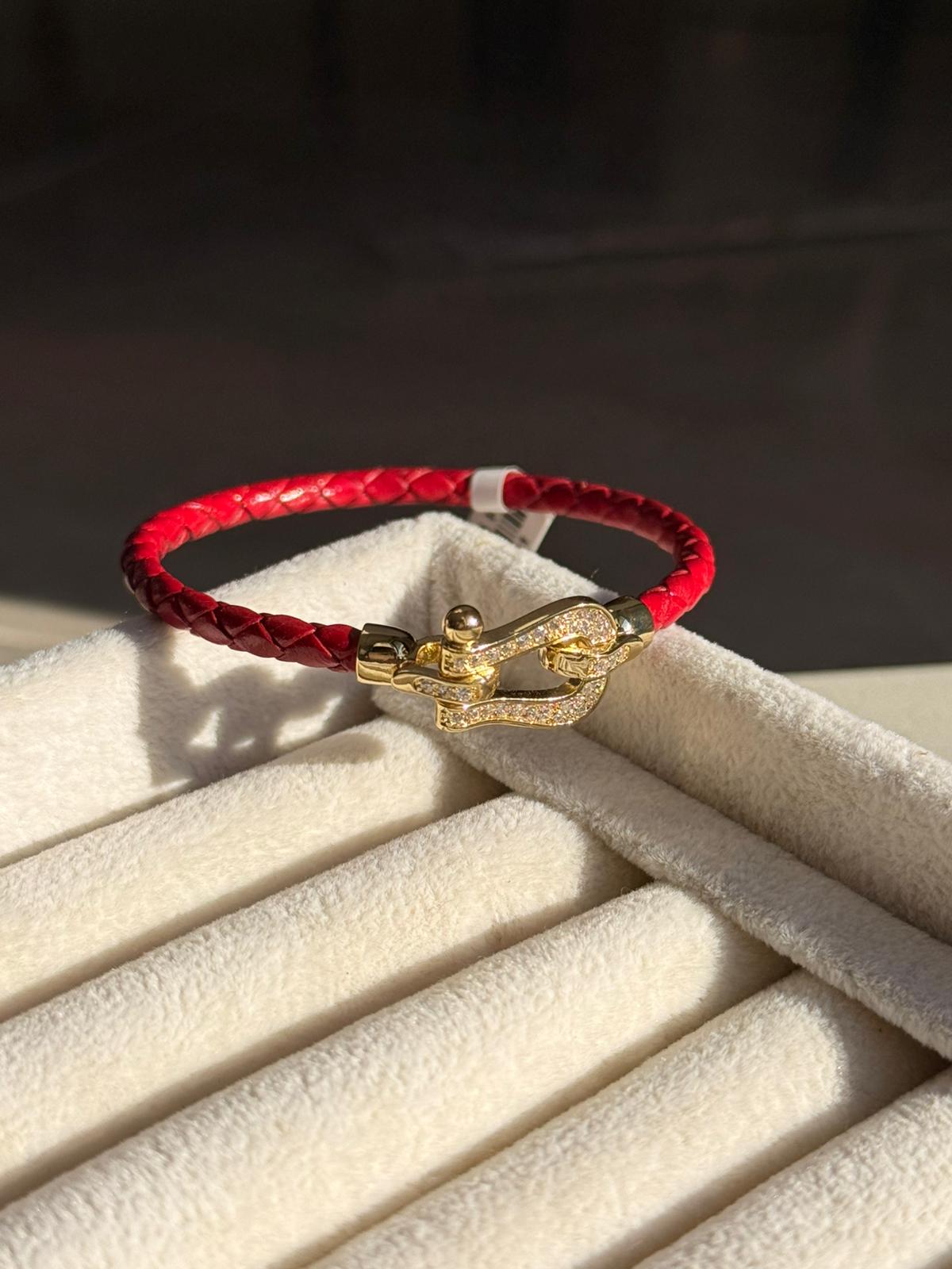 Özel Tasarım Bordo At Nalı Deri Bileklik 1107