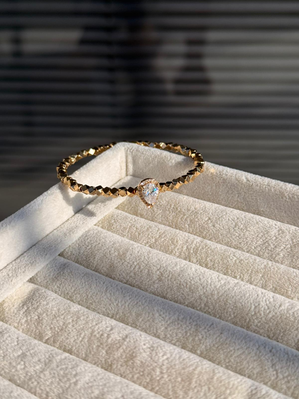 Xuping Damla Taş Detay Bileklik 1337