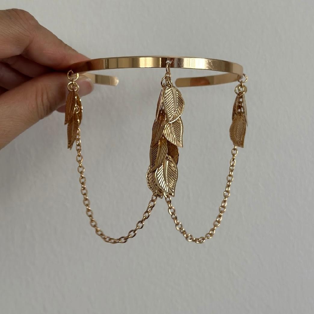 Sallantılı Gold Yaprak Pazu Bilekliği 825