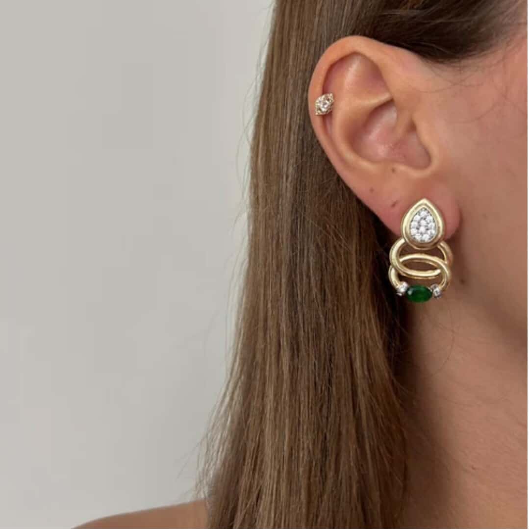 Özel Seri Zümrüt Yeşili Sarmal Model Küpe 1264