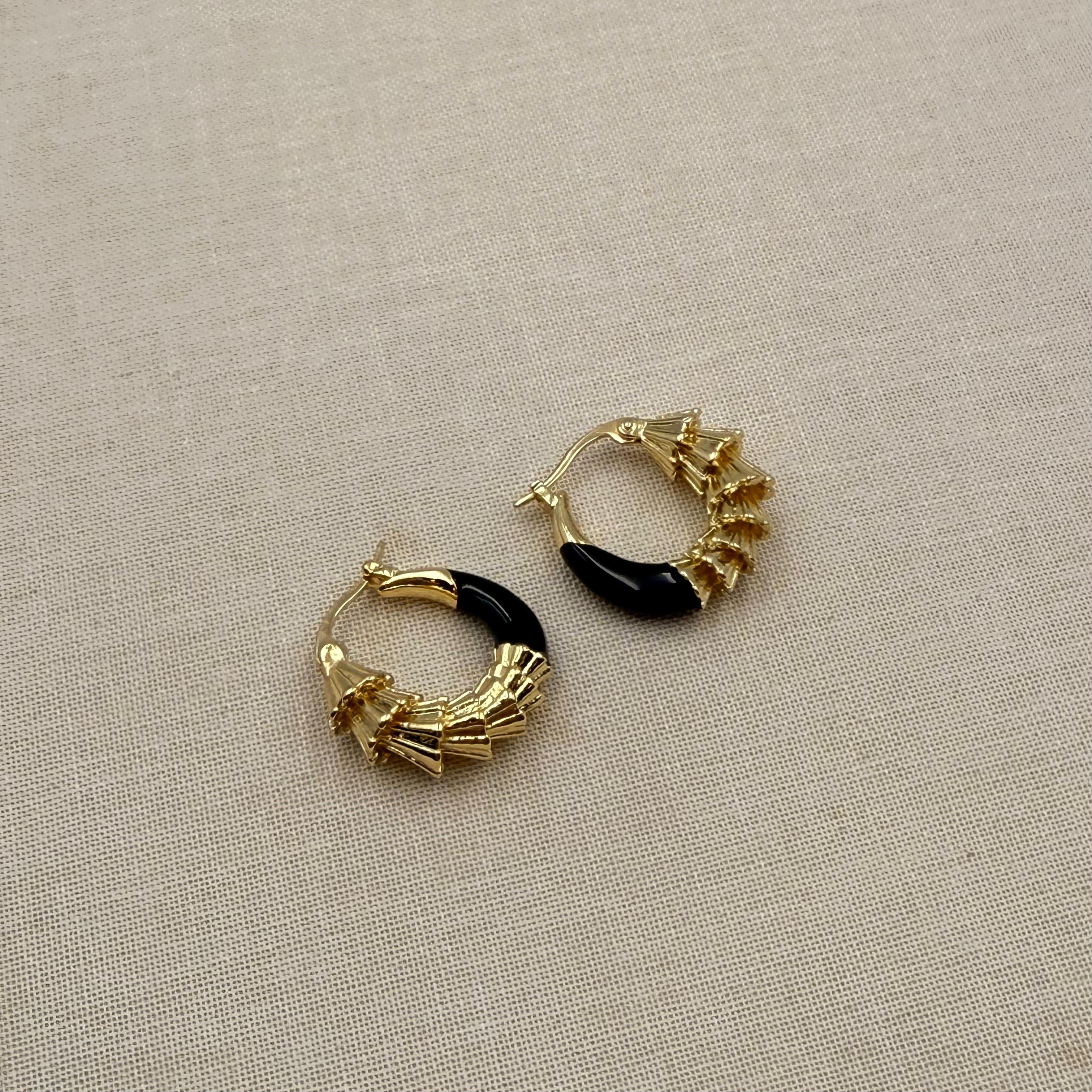 MİNELİ SİYAH GOLD HALKA KÜPE 566