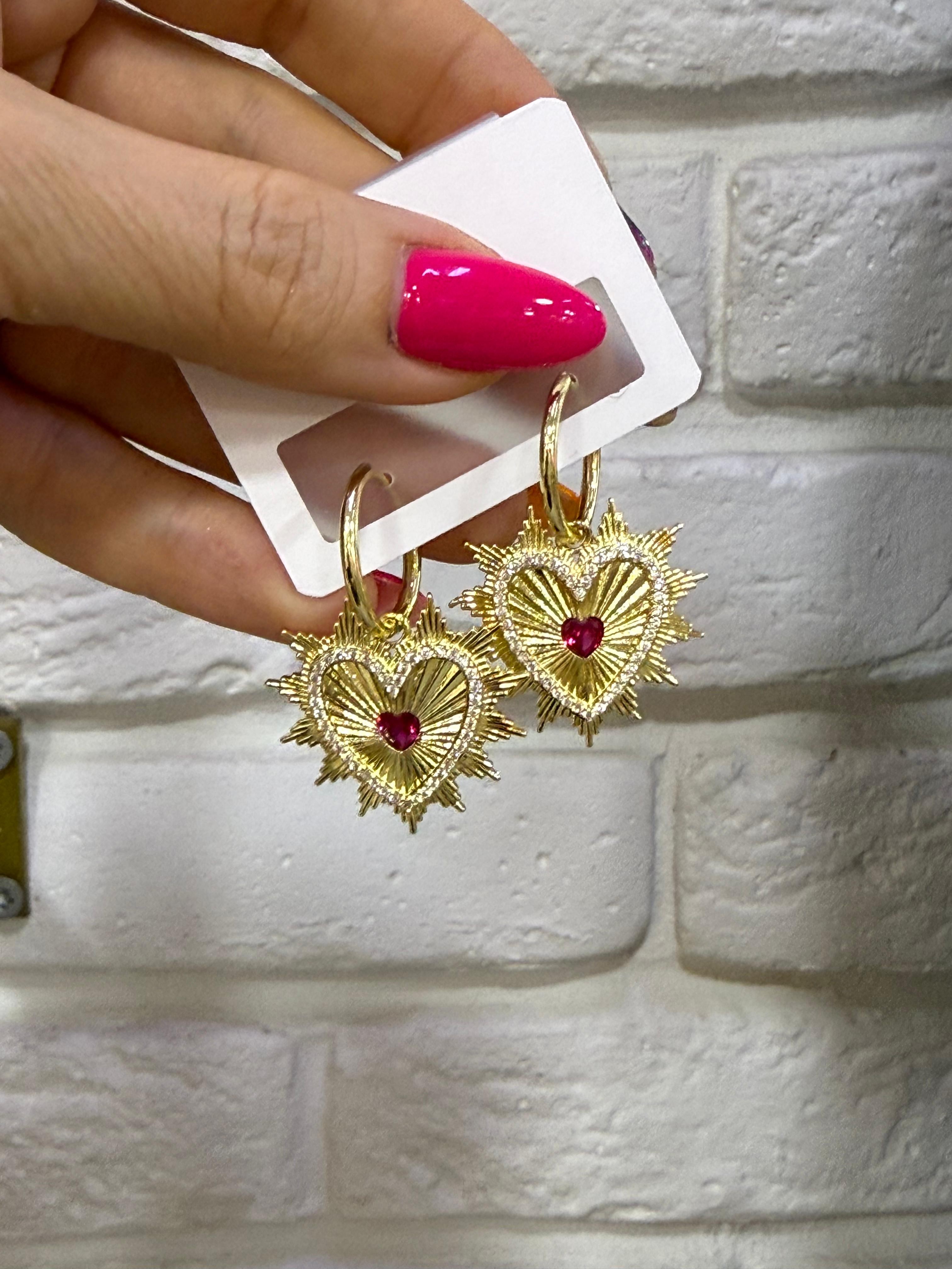 Gold Tasarım Kalp Sallantılı Küpe 573