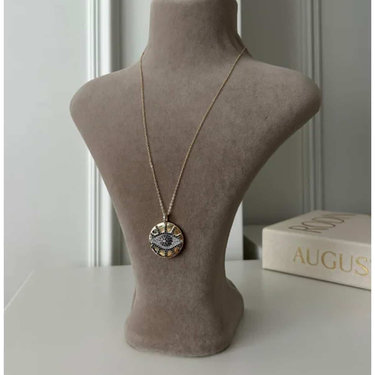 Çelik Daire Plaka Üzeri Lacivert Taş Detay Göz Kolye 1261