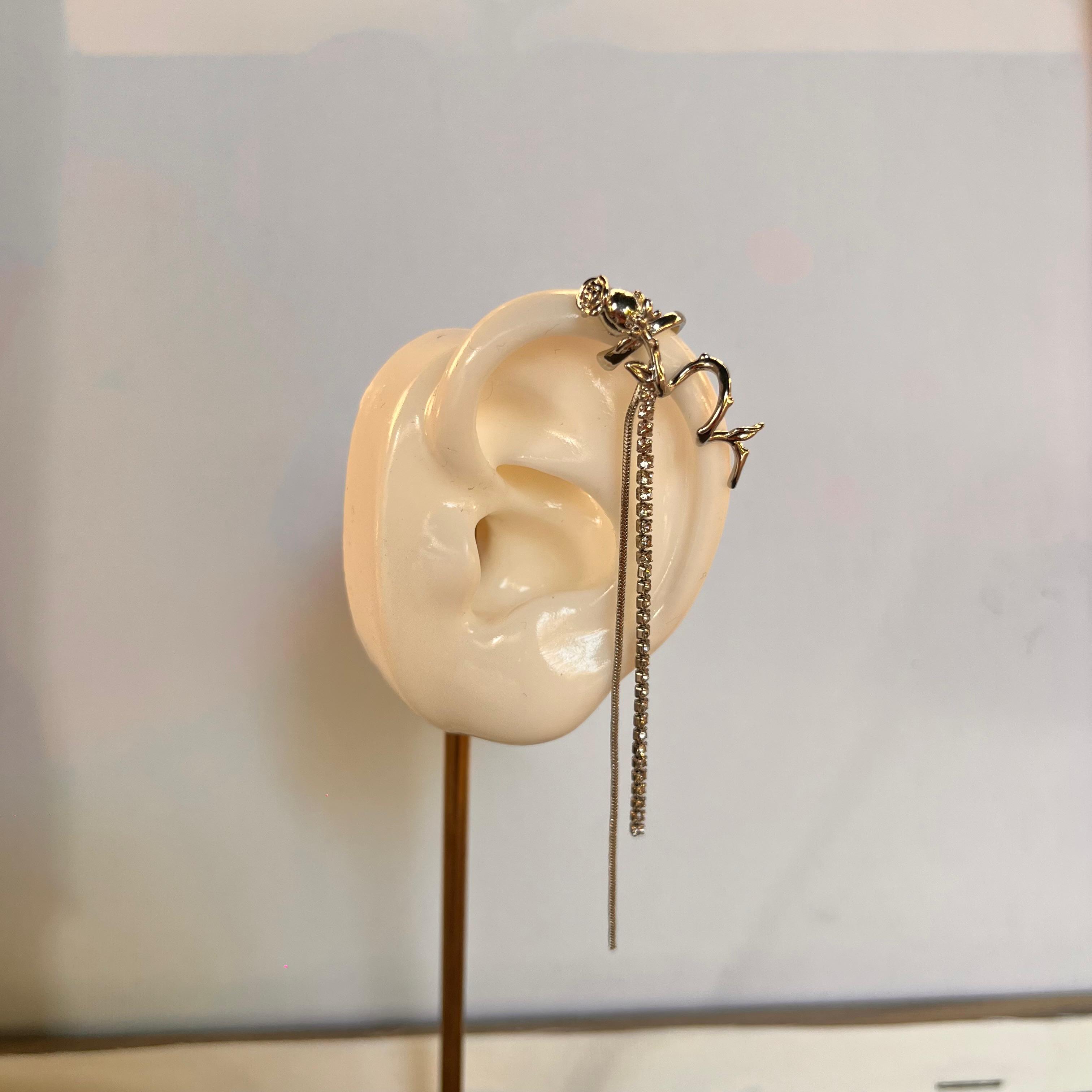 Zirkon Taşlı Su Yolu Gül Sallantılı Kıkırdak Küpe 1200