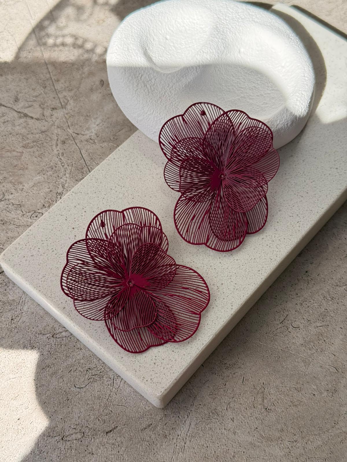 Shela Kombin Çiçek Küpe Marka Model Kolye 852