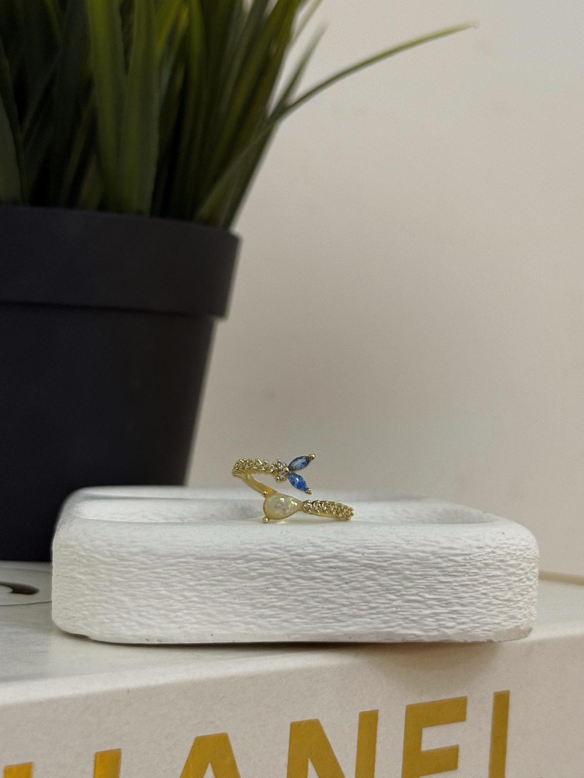 Zirkon Taşlı Mavi Kelebek Taşlı Yüzük 1063