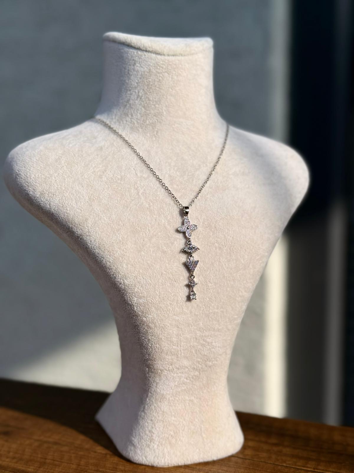 Çelik Şans Kolye Silver Renk 1326