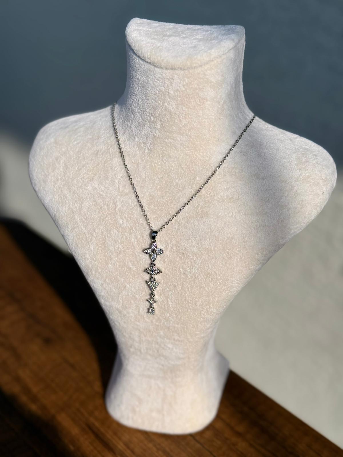 Çelik Şans Kolye Silver Renk 1326