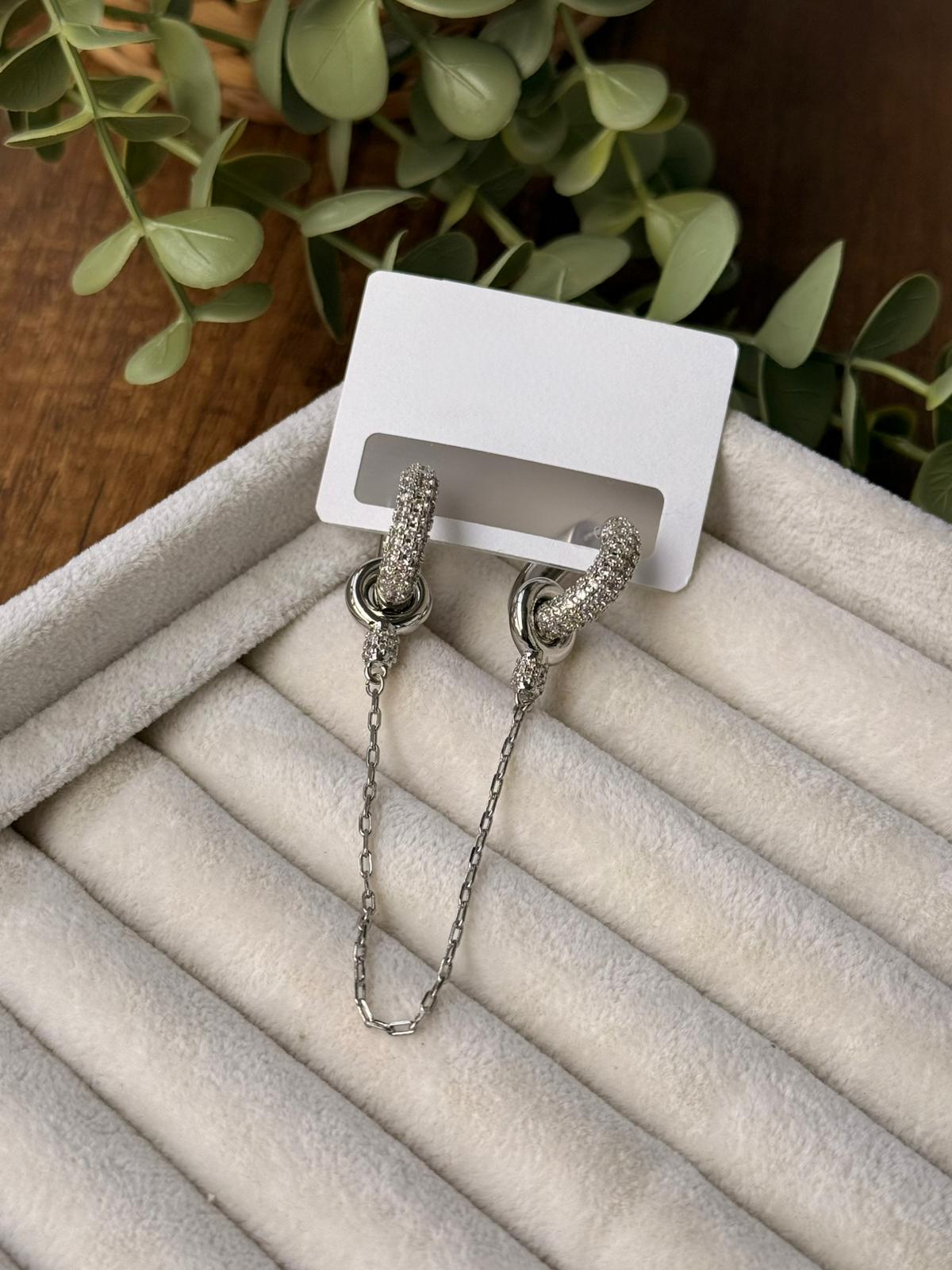 Zirkon Taşlı Halka Çift Taşlı Çıkarılabilir Zincir Detaylı Silver Küpe 1288