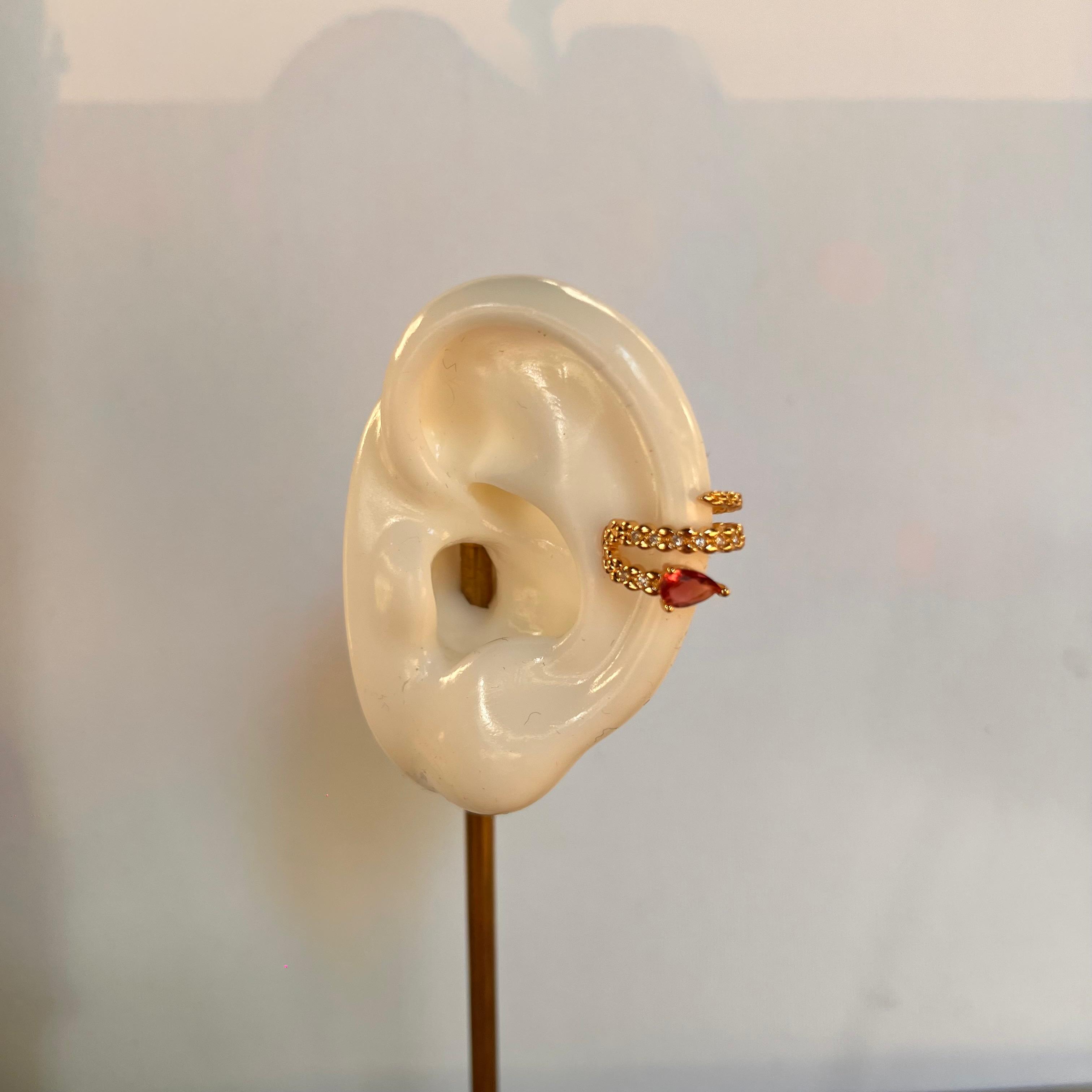 Gold Kırmızı Detaylı Kıkırdak Küpe 1189