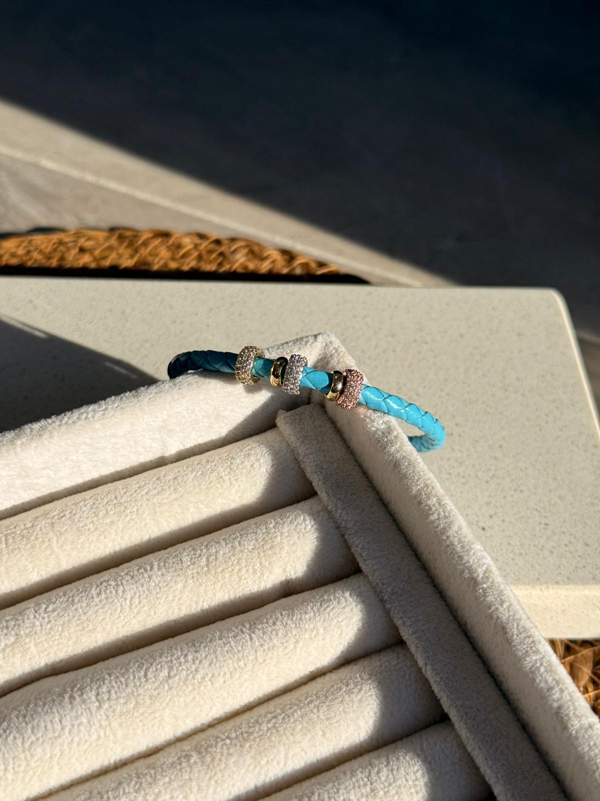 Özel Tasarım Mavi Zirkon Taşlı Bileklik 1110