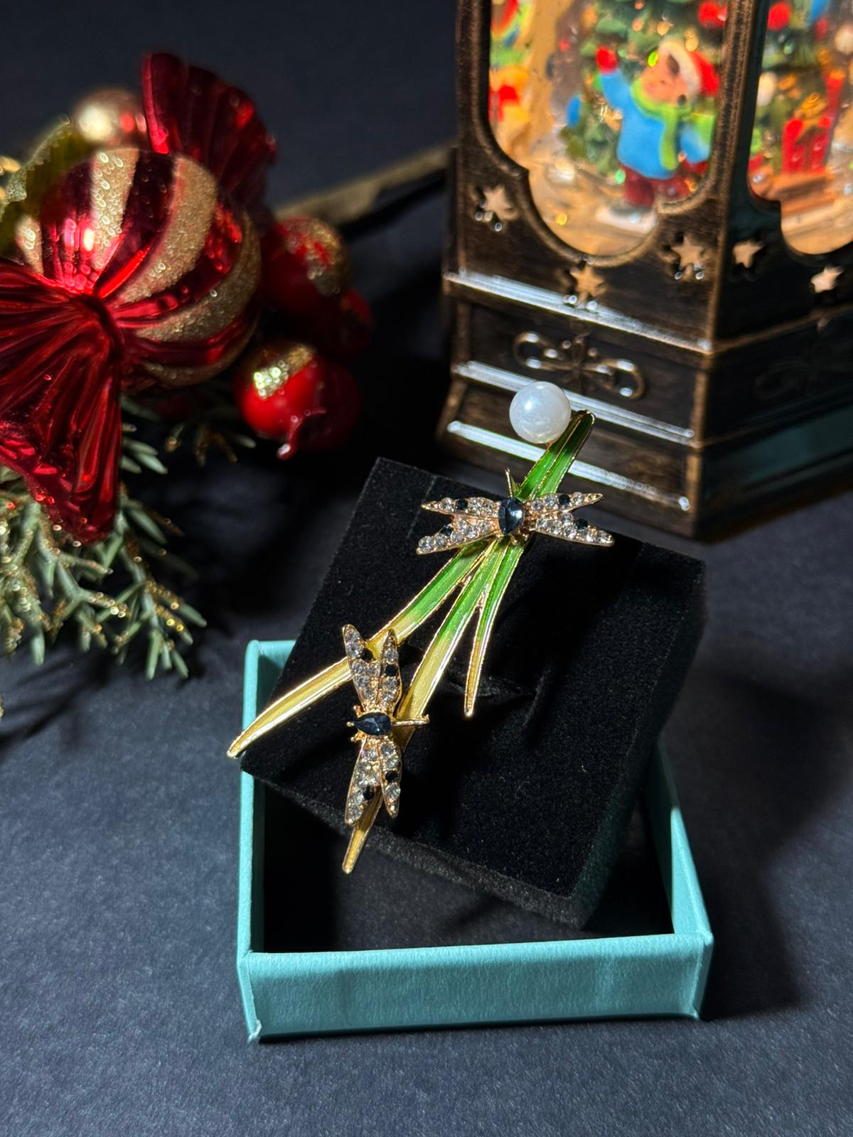 Zirkon Taşlı Gold Broş 1273