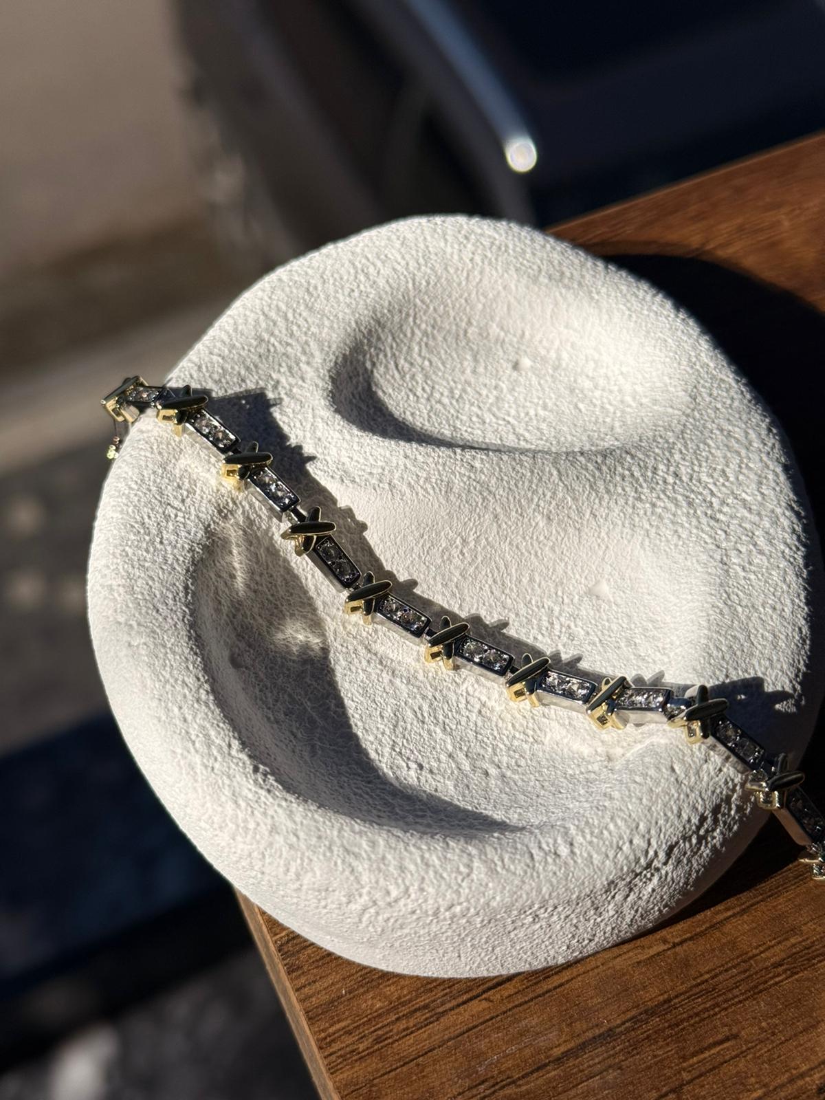 Özel Tasarım Çelik Çift Renkli Bileklik 1229