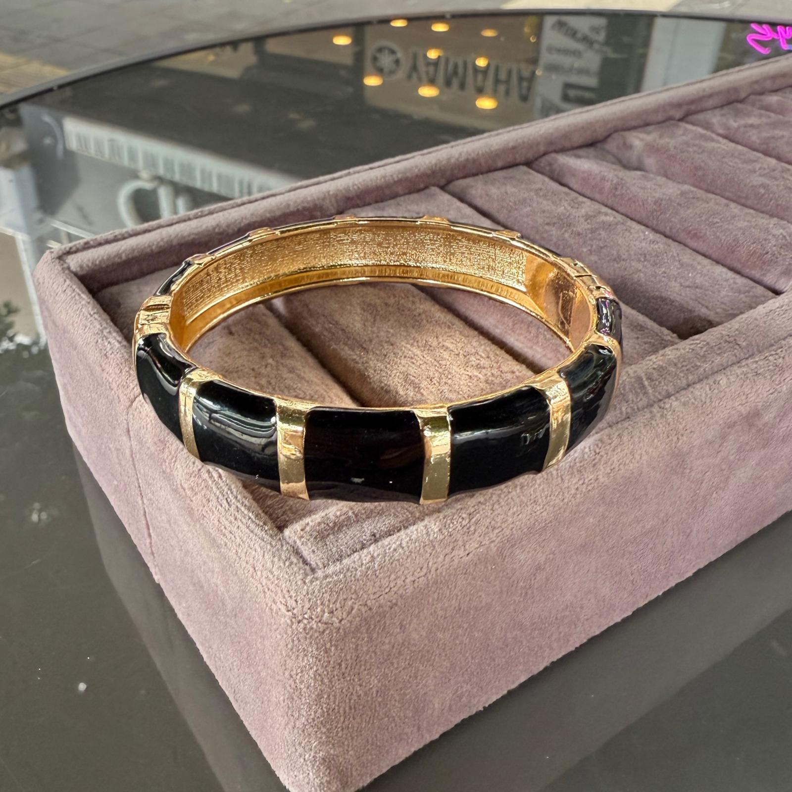 Siyah Mineli Kelepçe 953