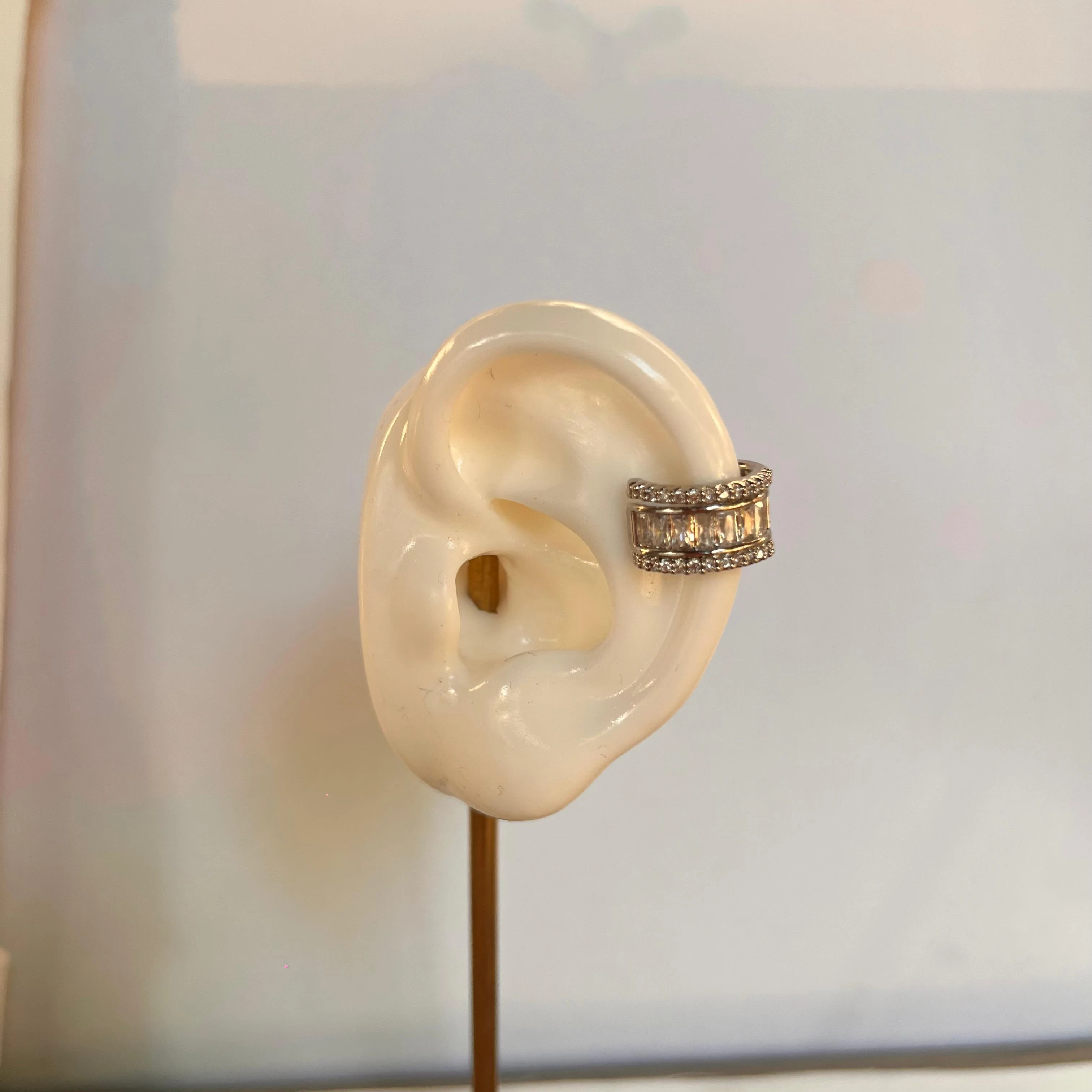 Zirkon Taşlı Silver Kıkırdak Küpe 1197