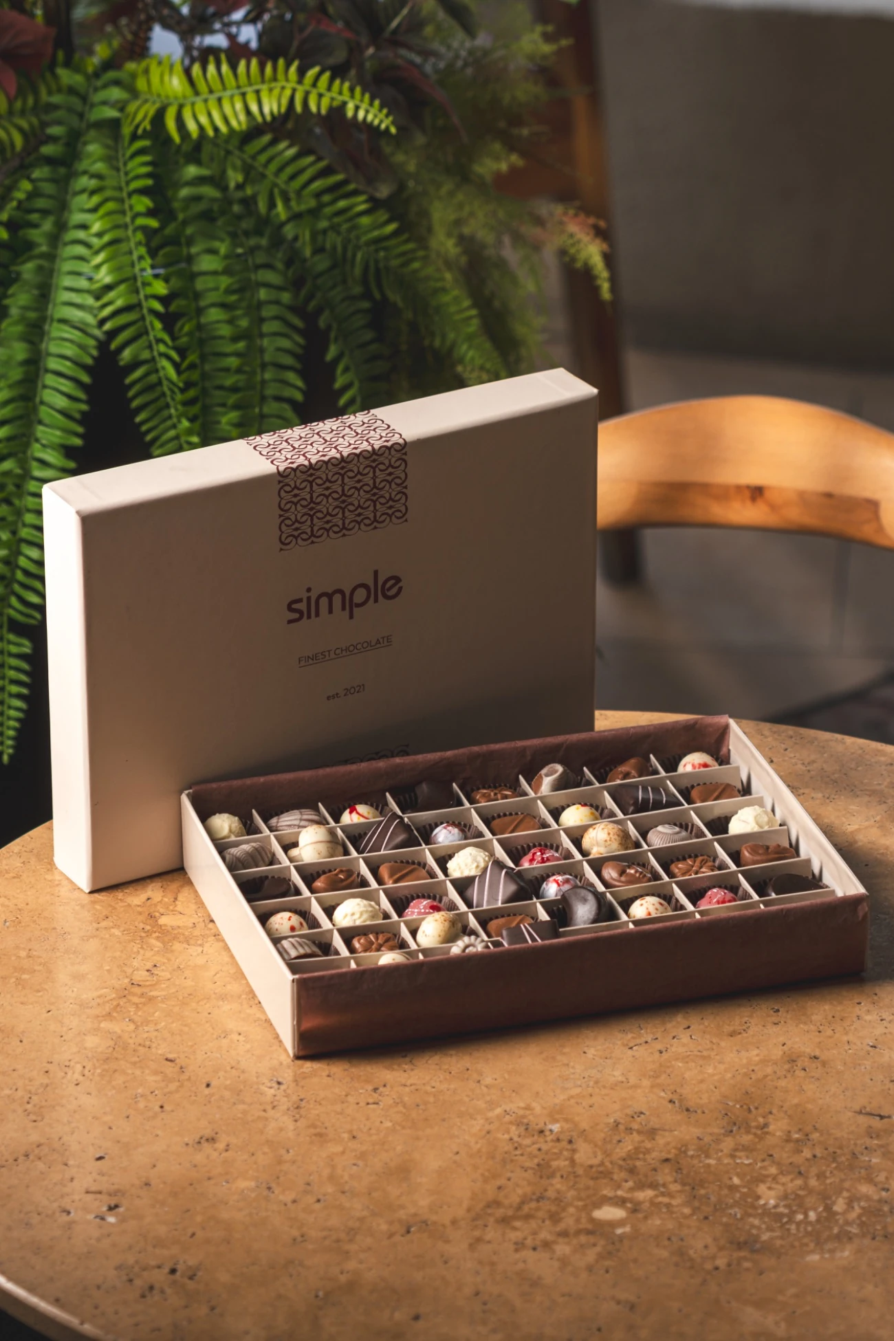 Pralin Dolgulu Spesiyal Çikolata 1 Kg’lık Kutu