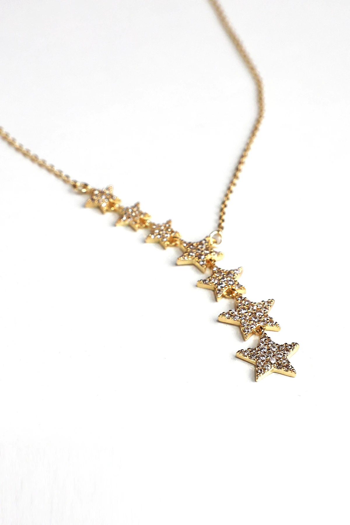 Sonche Sıra Yıldızlı Taşlı Kolye 1020