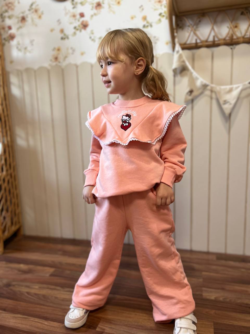 Hello Kitty Yaka Detay Pamuklu Takim