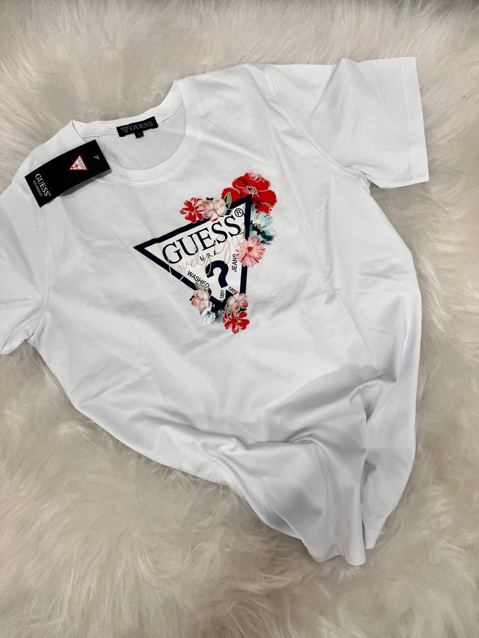 Guess İthal Yetişkin Tshirt