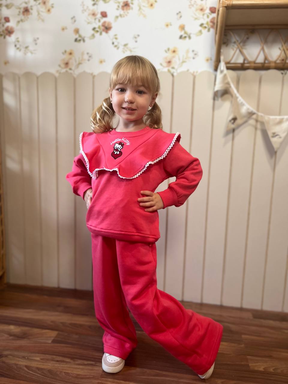 Hello Kitty Yaka Detay Pamuklu Takim