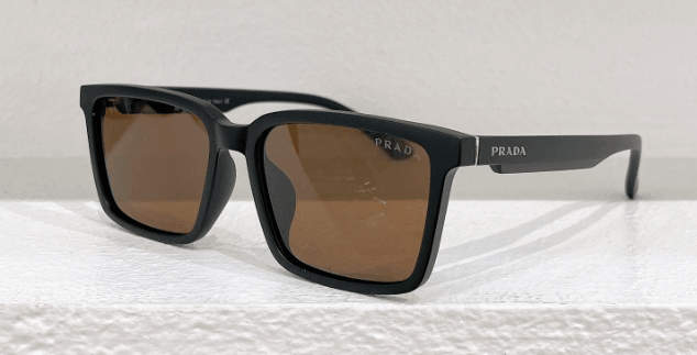 Prada PR 82YS
