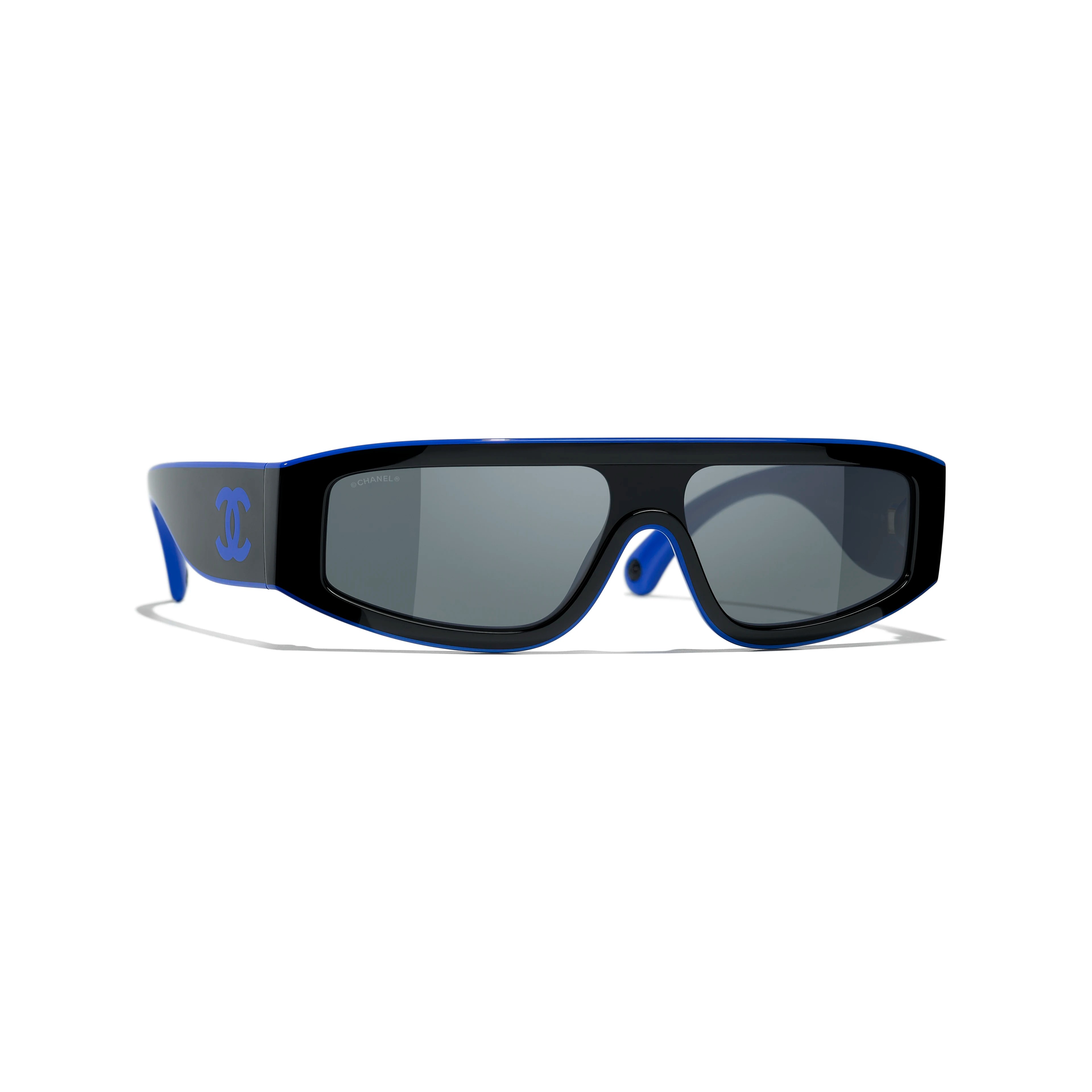 Black, Blue & Grey. Lenses: Grey Gradient