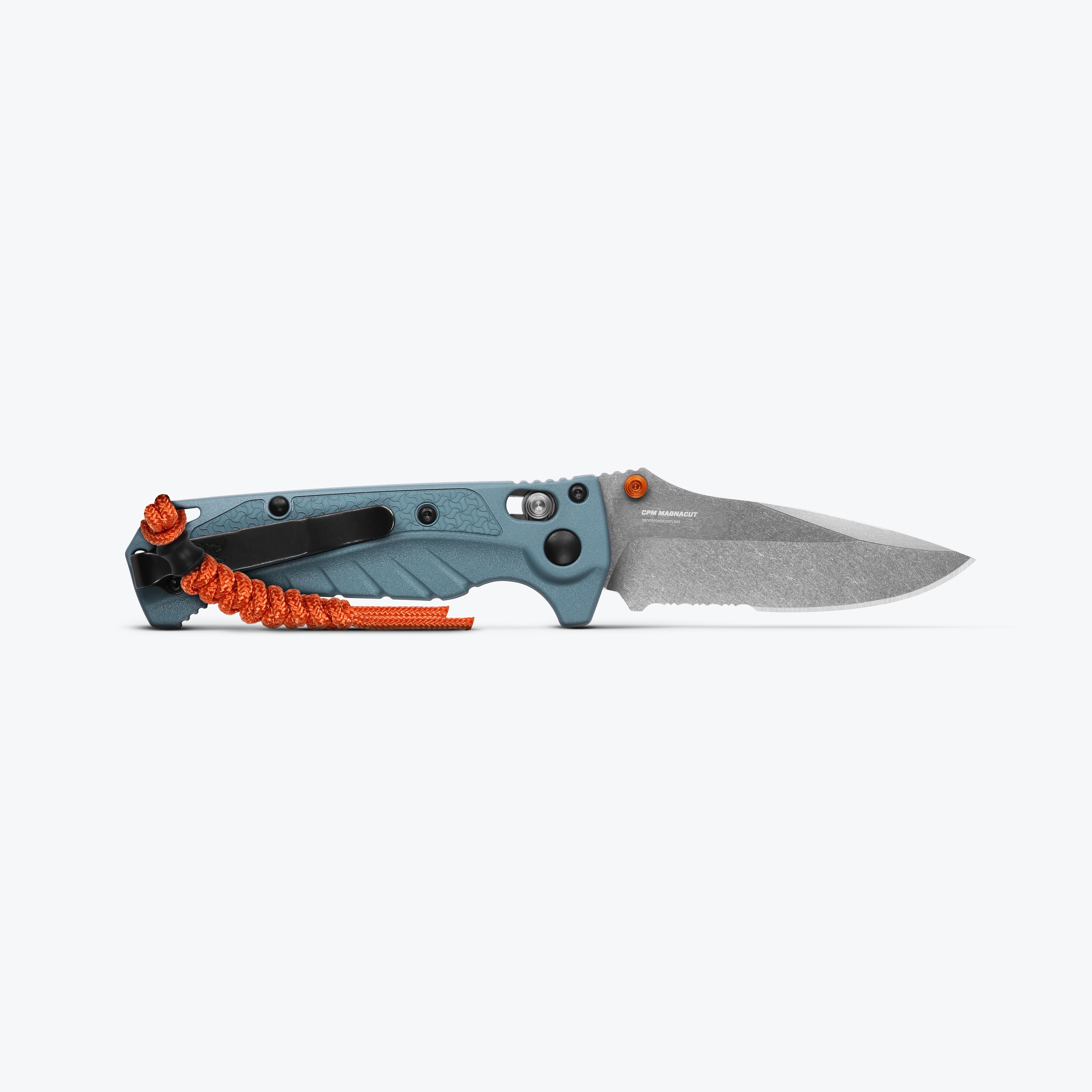 Benchmade Mini Adira™ Depth Blue Grivory® Serrated Magnacut Çakı 