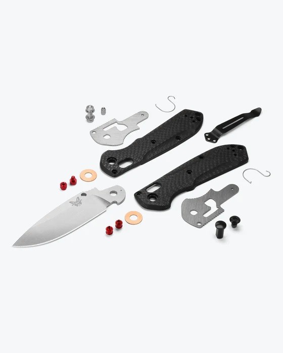 Benchmade Mini Freek® Carbon Fiber (CPM-S90V) Çakı