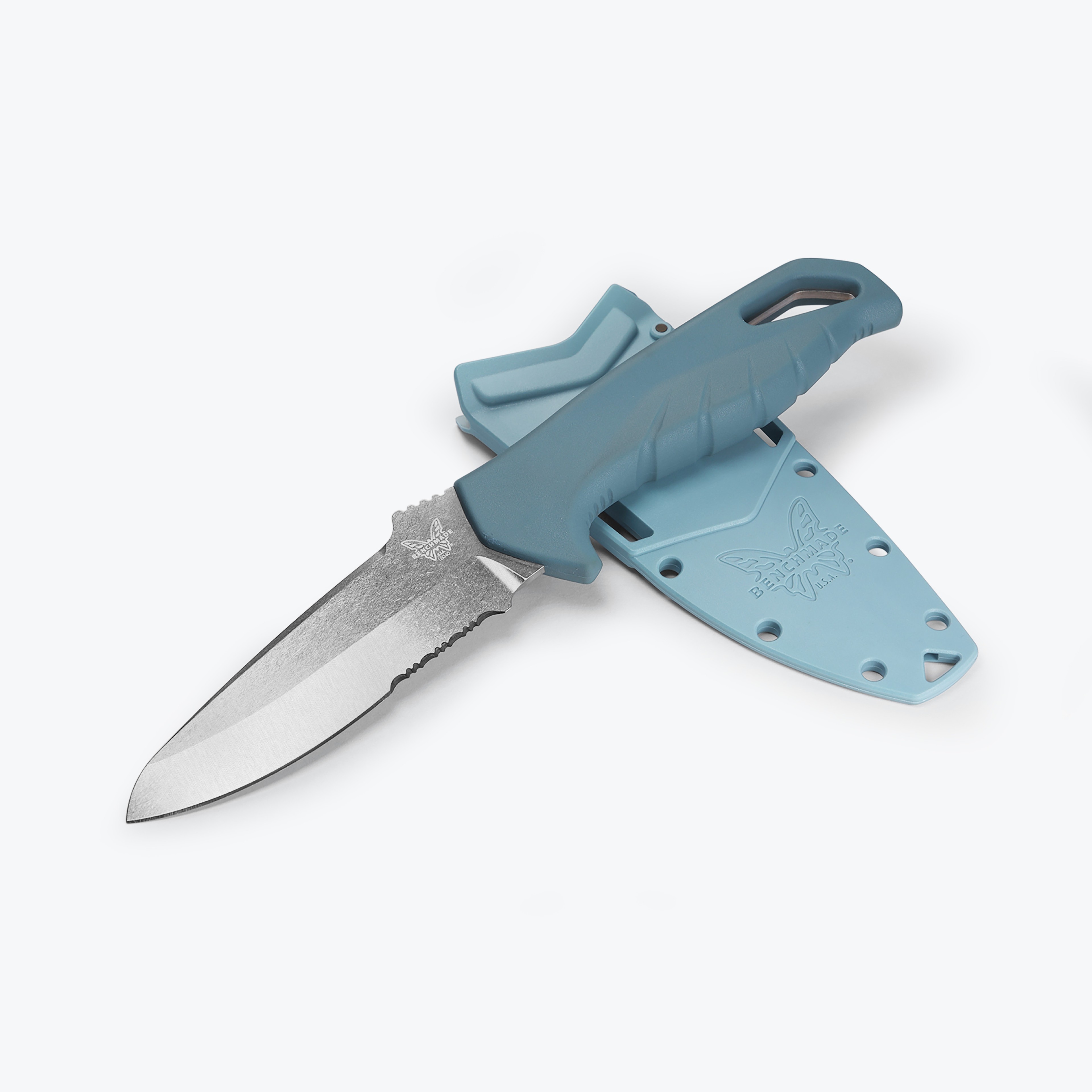 Benchmade Undercurrent™ Depth Blue Santoprene Serrated Magnacut Bıçak