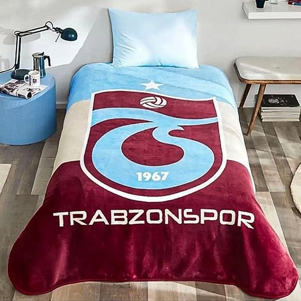 Kristal Lisanslı Battaniye Trabzon Üç Renk
