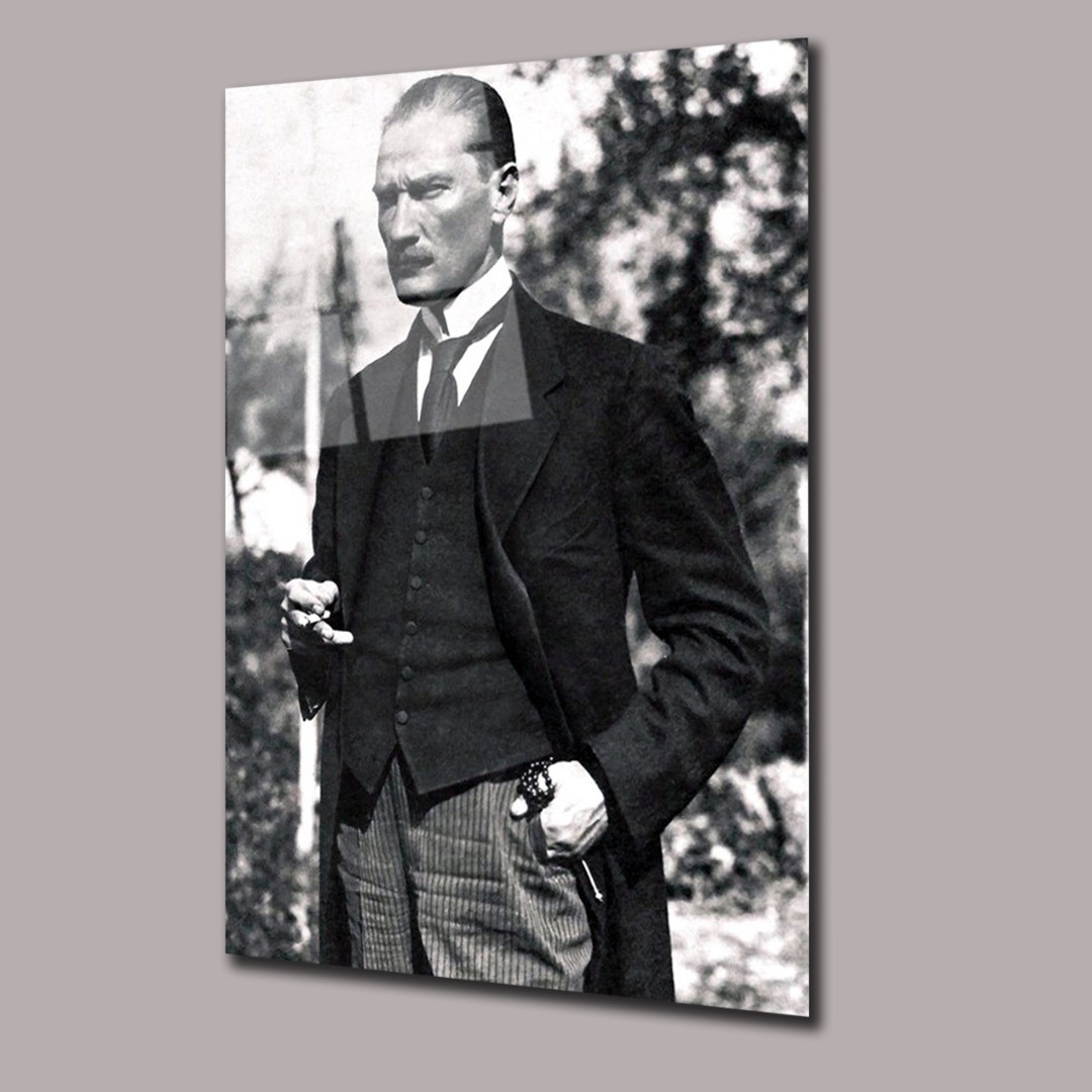 Atatürk'ün En Karizmatik Fotografı Atatürk Ve Türkiye Cam Tablo #PCT0541