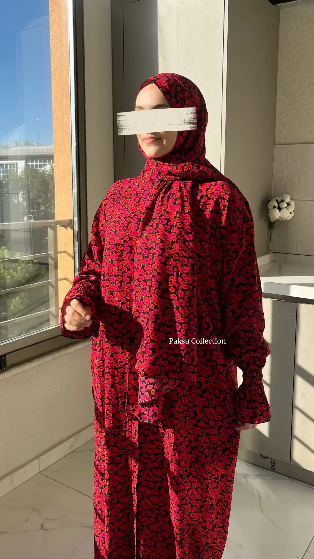 Desen Şallı Namaz Elbisesi - Kırmızı Gelincik