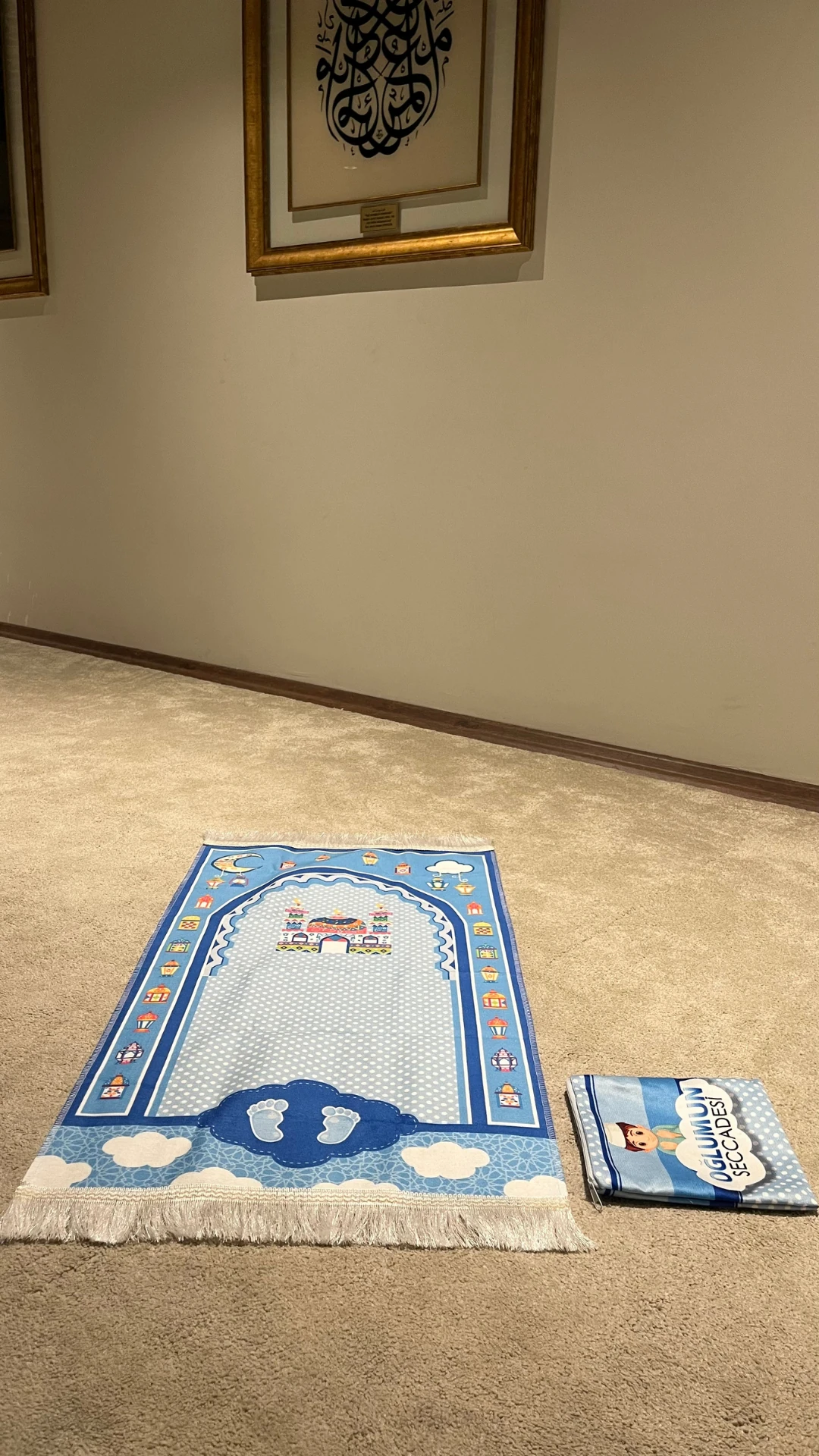 Paksu Collection Kaymaz Taban Çantalı Çocuk Seccadesi - Erkek Çocuk Seccadesi - Mavi