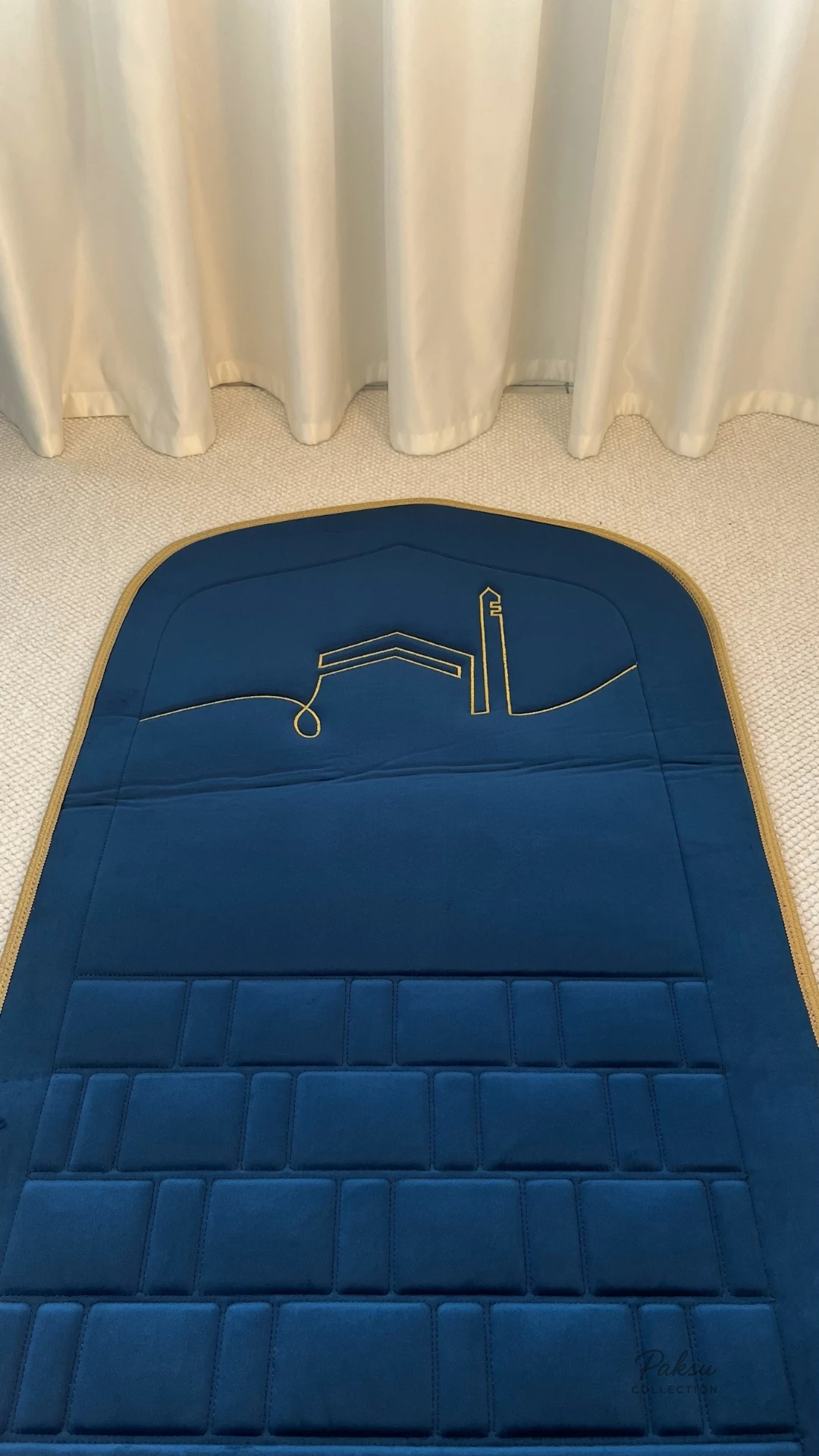 Nazenin Ortopedik Nakışlı Seccade