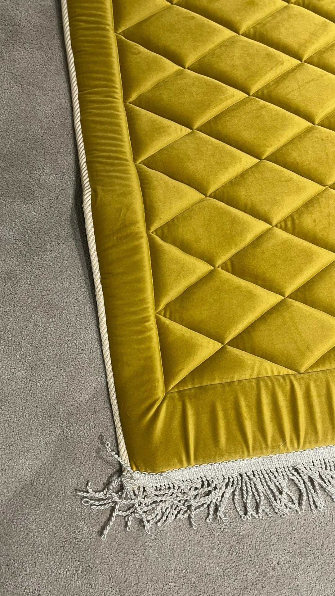 Saray Koleksiyon Ortopedik Seccade - Sarı