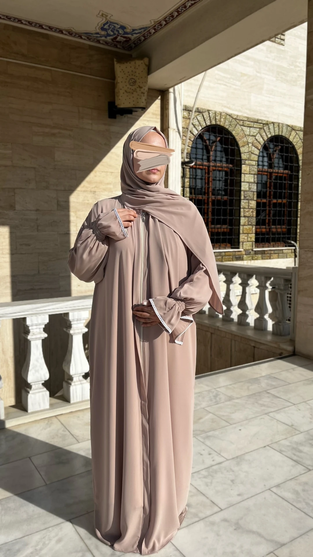 Medine İpeği Şallı Namaz Elbisesi Ferace - Bej