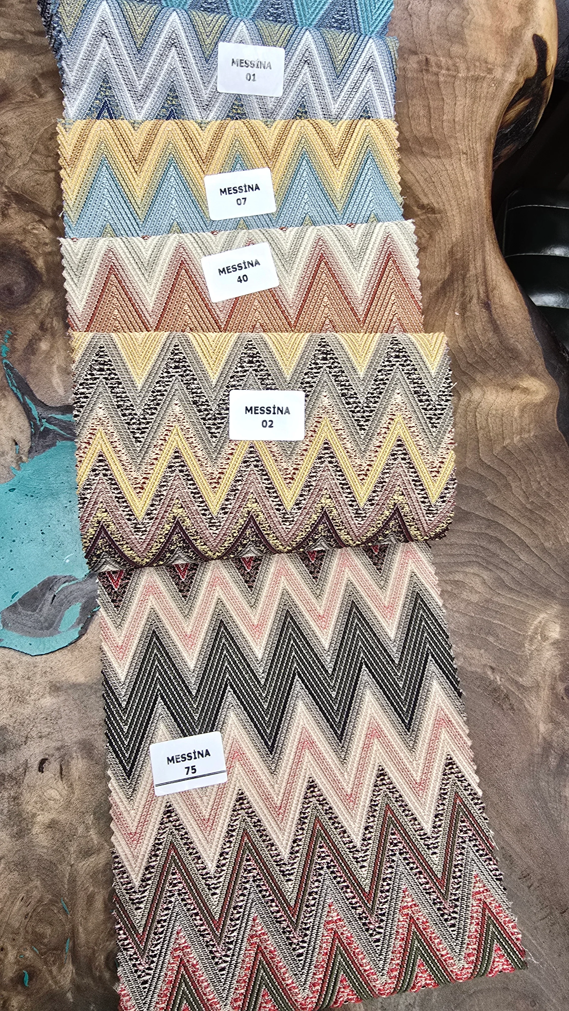 MESSİNA Serisi Missoni Desenli Jakarlı Sıkı Dokuma Avangard Kumaş, Döşemelik Minderlik Perdelik