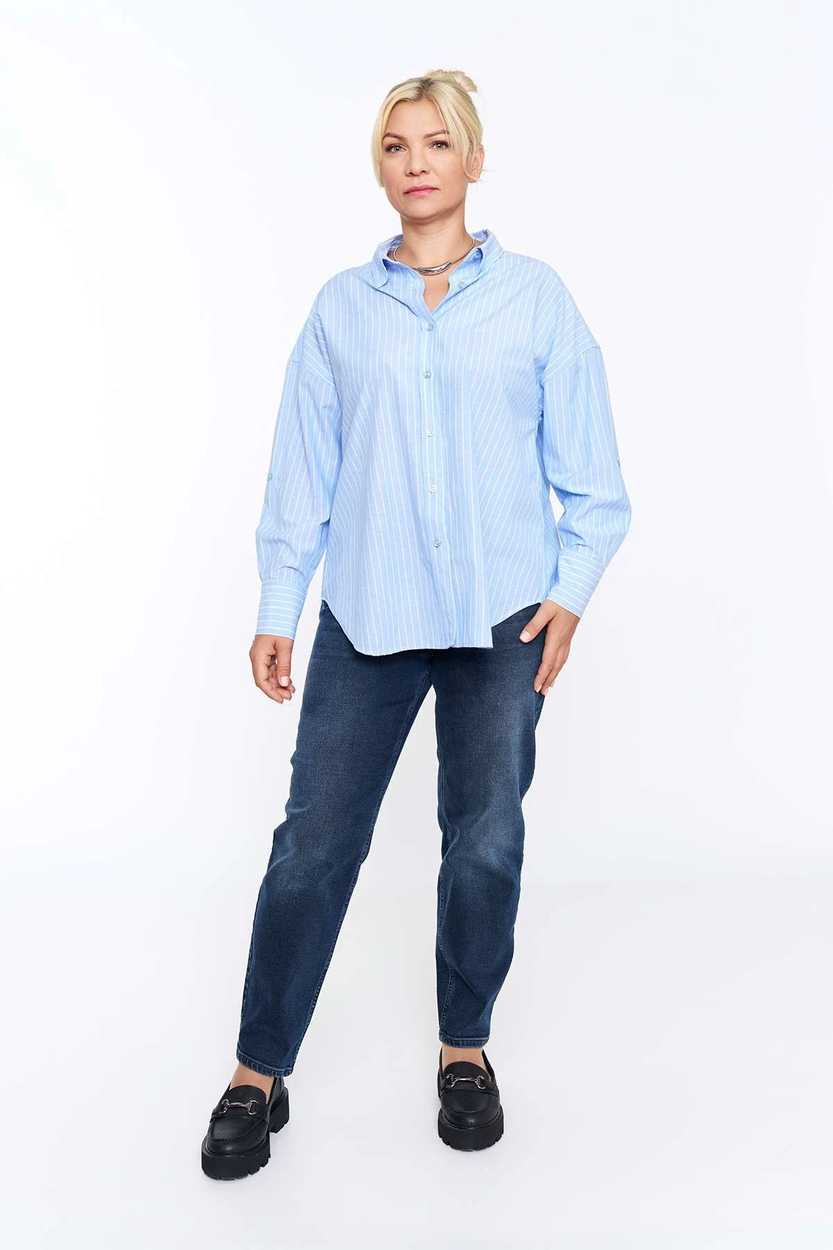 Mavi Çizgili Gömlek