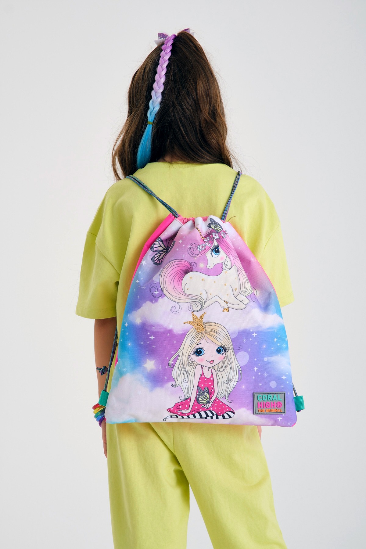 Coral High Kids Pembe Su Yeşili Unicornlu Kız Desenli İpli Büzgülü Sırt Çantası 22433
