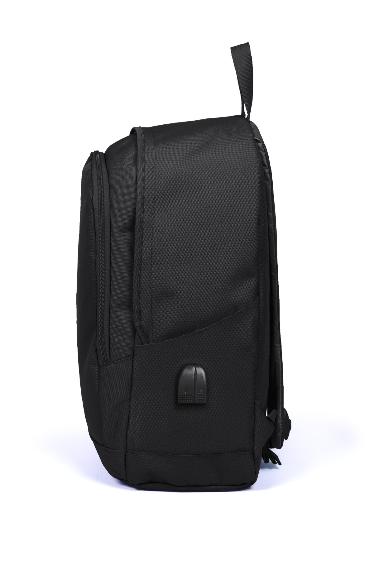 Coral High Sport Siyah Üç Bölmeli USB Şarjlı Kulaklık Çıkışlı Sırt Çantası 23231