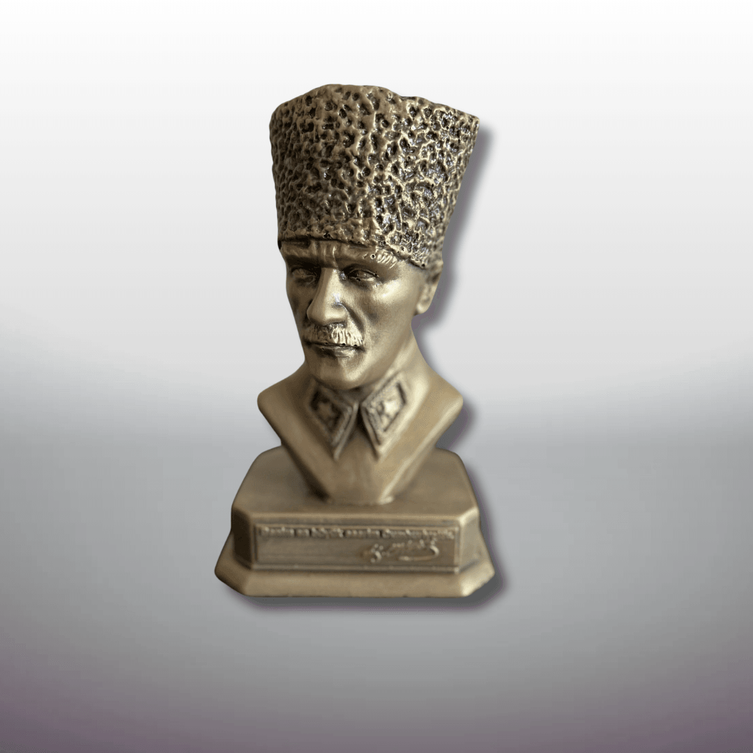 Kalpaklı ATATÜRK Büstü