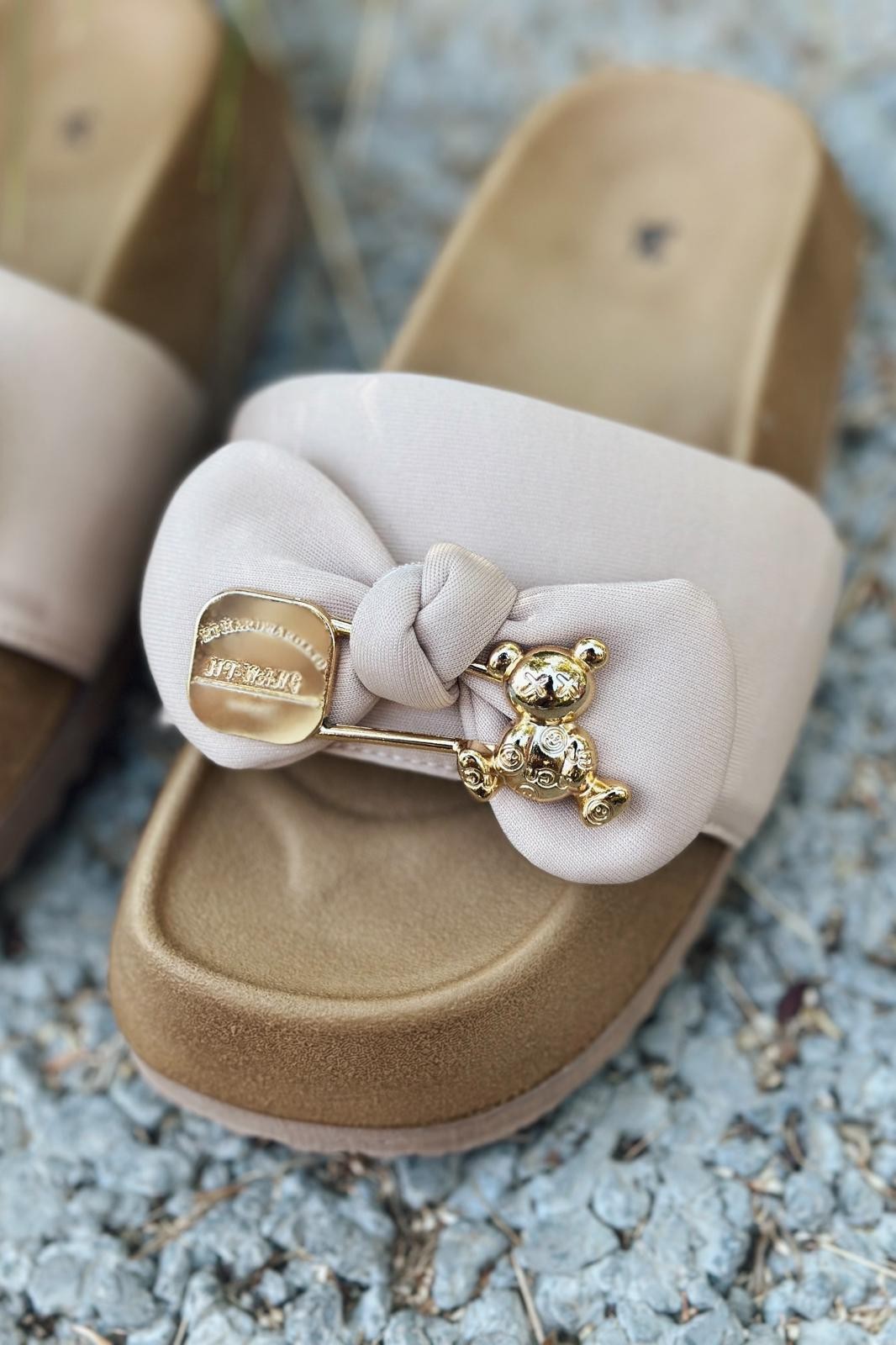 Treeksa textile ribbon detailed female slippers beige